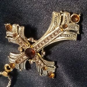 Gold Tone Cross Pendant Necklace With Amber Crystal Cut Gems 22 In Long
